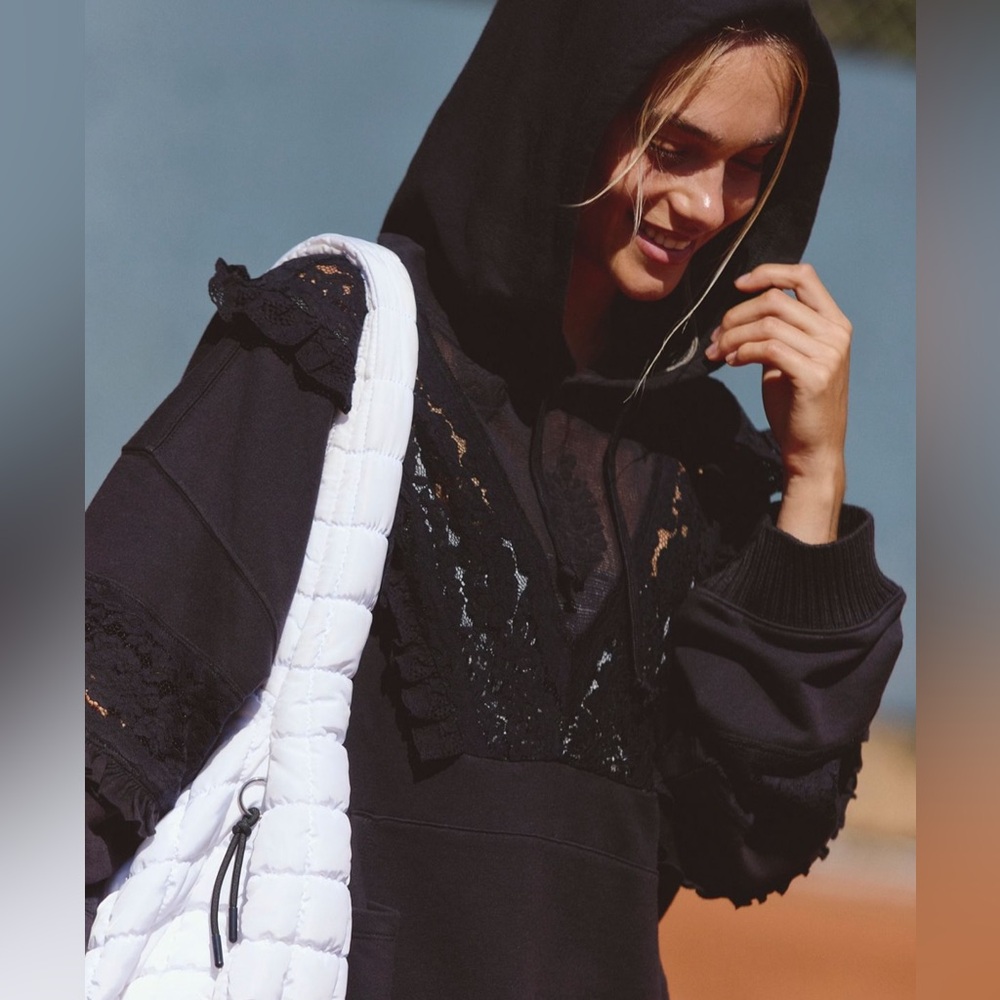 Free people Studio Tunic sweatshirt
black - Picture 2 of 10